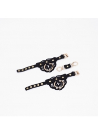 Черные кожаные наручники с клепками, кольцами и золотистой фурнитурой - Crazy Handmade - купить с доставкой в Кирове