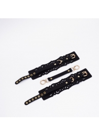 Черный кожаные оковы с узорами и золотистой фурнитурой - Crazy Handmade - купить с доставкой в Кирове