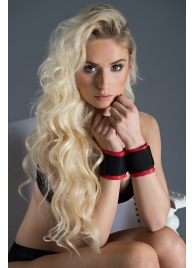 Полиуретановые манжеты для фиксации рук вместе Bound Together Wrist Restraints - Blush Novelties - купить с доставкой в Кирове