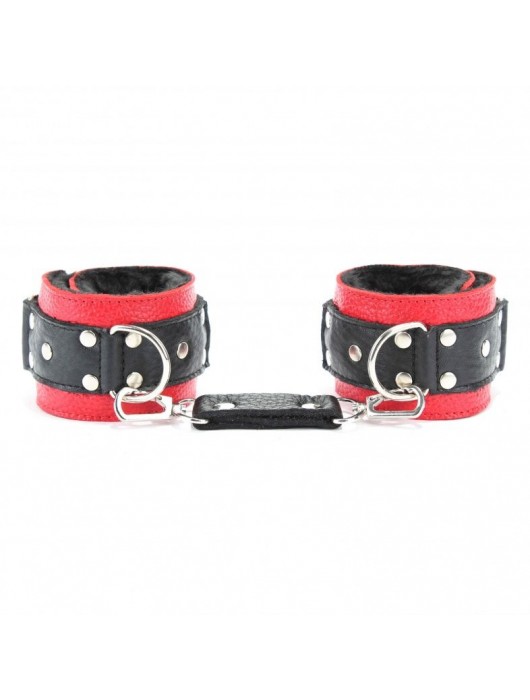 Красно-чёрные кожаные наручники с меховым подкладом - БДСМ Арсенал - купить с доставкой в Кирове