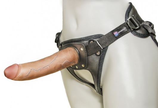 Насадка-фаллоимитатор на кожаных трусиках Harness Ultra Realistic 7  - 18 см. - LOVETOY (А-Полимер) - купить с доставкой в Кирове